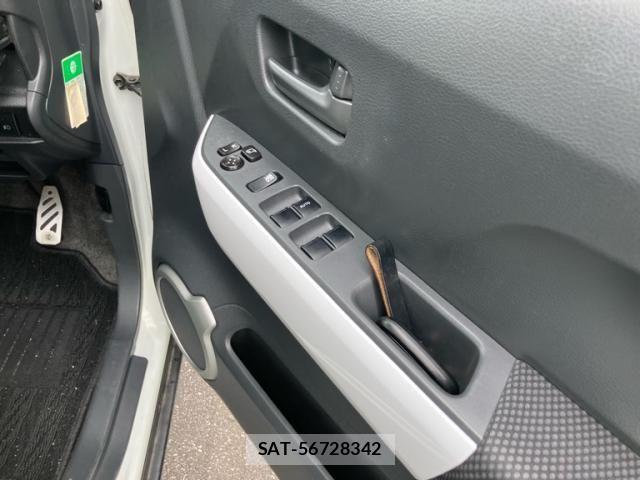 Suzuki HUSTLER 2014-02 8412891-14