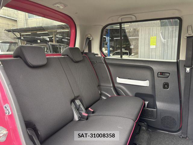Suzuki HUSTLER 2015-06 8412904-14