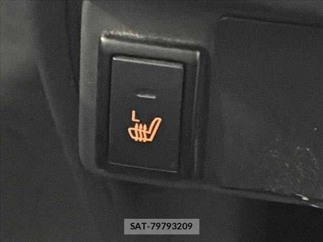 Suzuki HUSTLER 2017-03 8438218-6