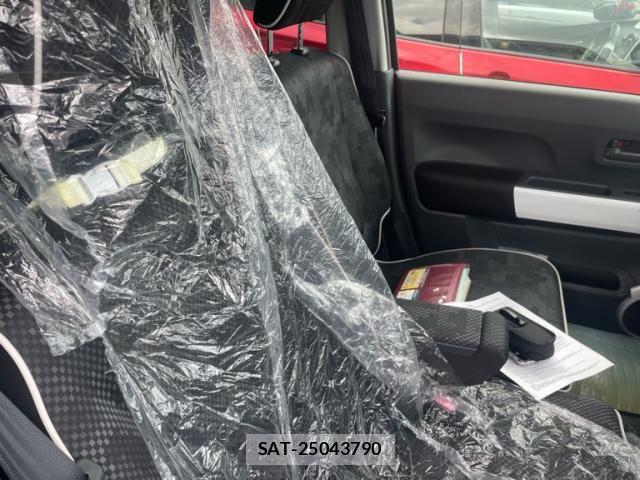 Suzuki HUSTLER 2016-05 8438222-9