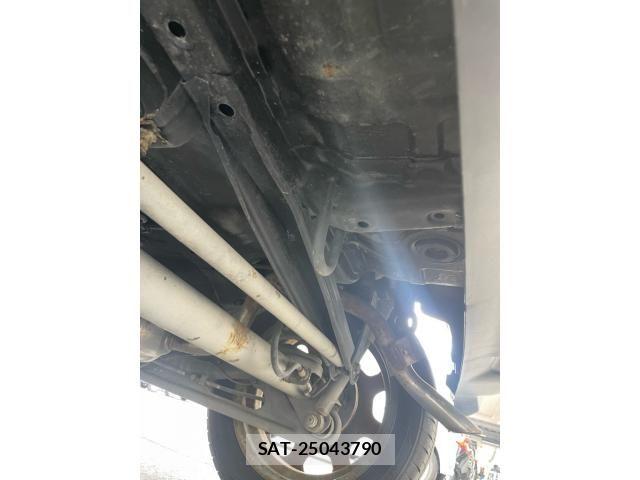 Suzuki HUSTLER 2016-05 8438222-24