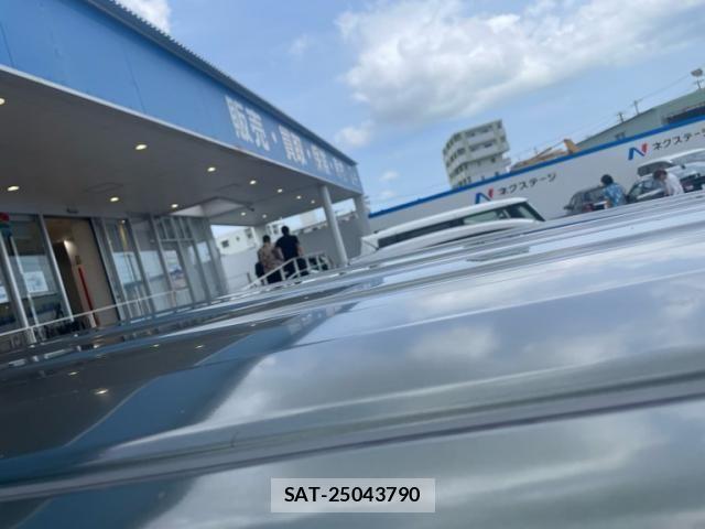 Suzuki HUSTLER 2016-05 8438222-4