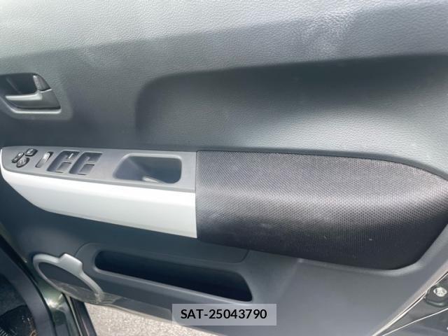 Suzuki HUSTLER 2016-05 8438222-7