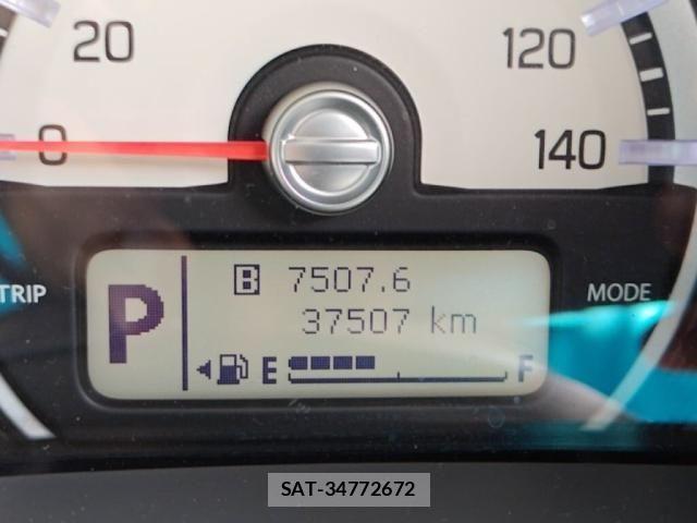 Suzuki HUSTLER 2015-12 8525227-28