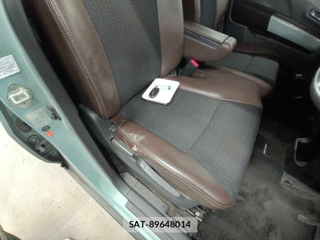 Suzuki HUSTLER 2019-02 8543888-9