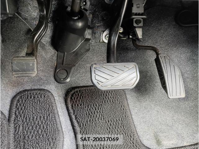 Suzuki HUSTLER 2025-04 8627127-21