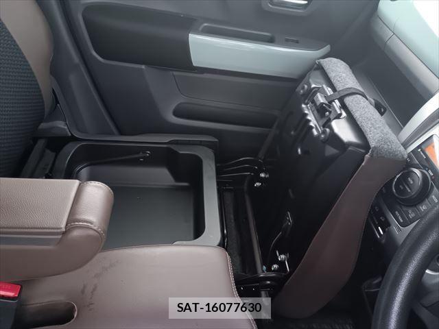 Suzuki HUSTLER 2019-06 8742746-27