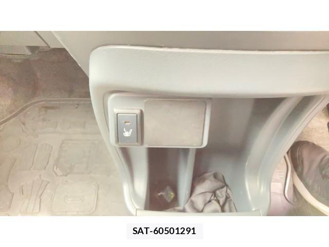 Suzuki HUSTLER 2015-08 8829493-17