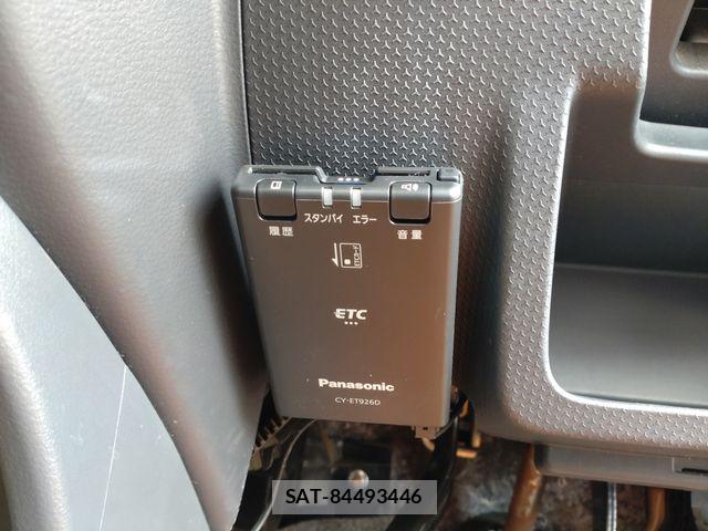 Suzuki HUSTLER 2014-08 6683812-12