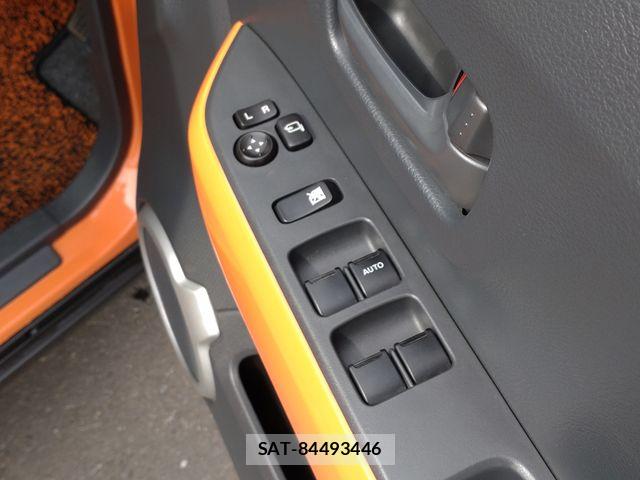 Suzuki HUSTLER 2014-08 6683812-23