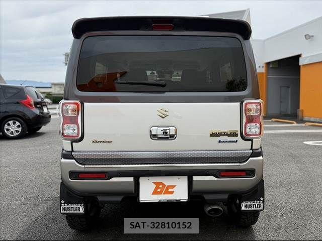 Suzuki HUSTLER 2022-09 7219811-13