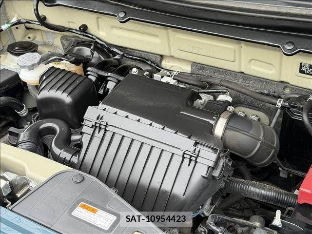 Suzuki HUSTLER 2023-10 7392414-19