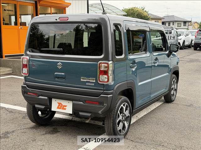 Suzuki HUSTLER 2023-10 7392414-23