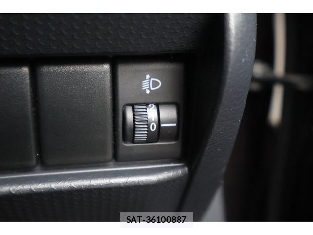 Suzuki HUSTLER 2015-11 8074058-4