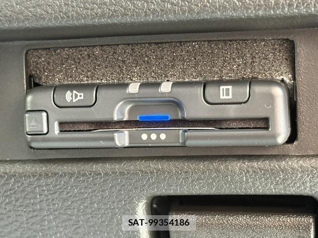 Suzuki HUSTLER 2025-10 8130579-22