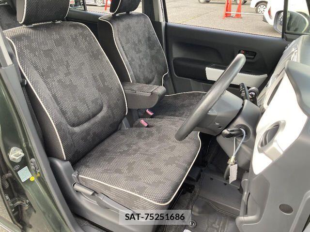 Suzuki HUSTLER 2017-04 8230370-15