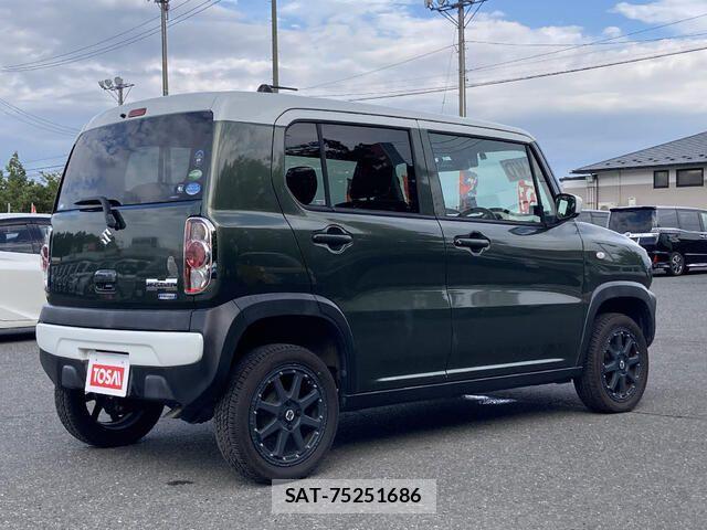 Suzuki HUSTLER 2017-04 8230370-4