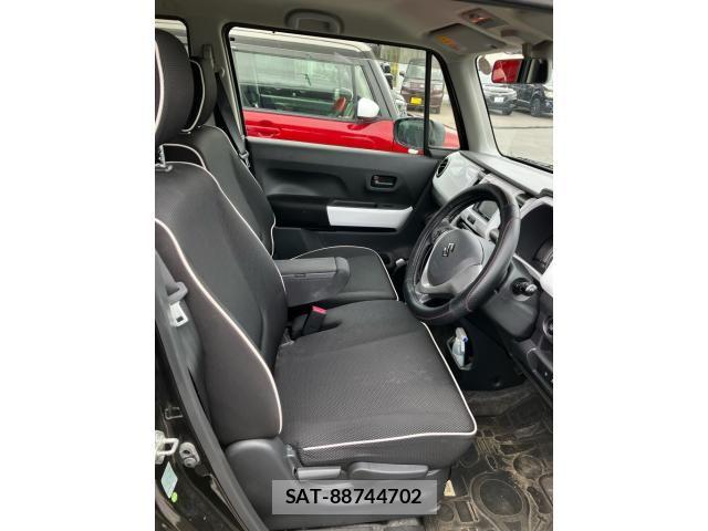 Suzuki HUSTLER 2015-11 8230373-17