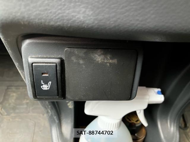 Suzuki HUSTLER 2015-11 8230373-23