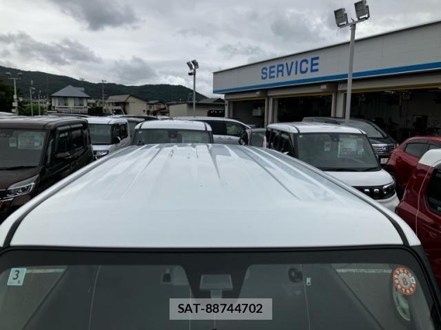 Suzuki HUSTLER 2015-11 8230373-26