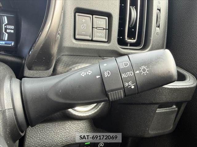 Suzuki HUSTLER 2023-08 8314827-29