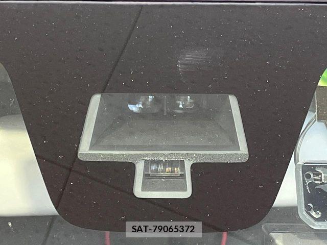 Suzuki HUSTLER 2015-01 8336239-4