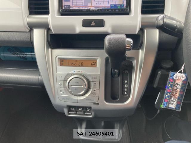 Suzuki HUSTLER 2015-02 8326437-19