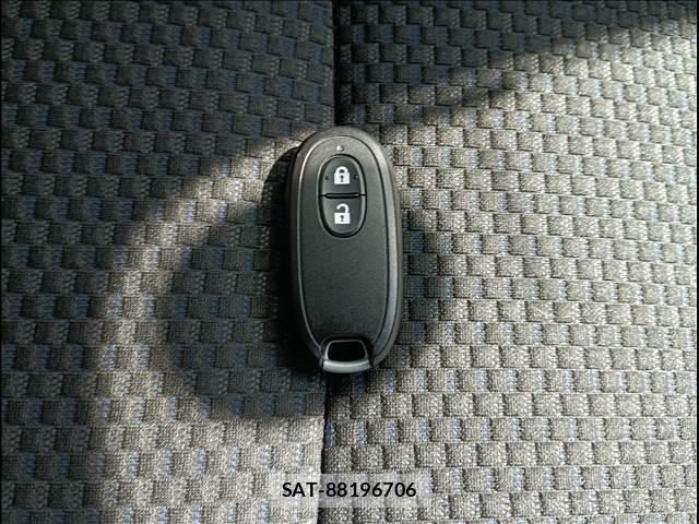 Suzuki HUSTLER 2019-01 8366365-23