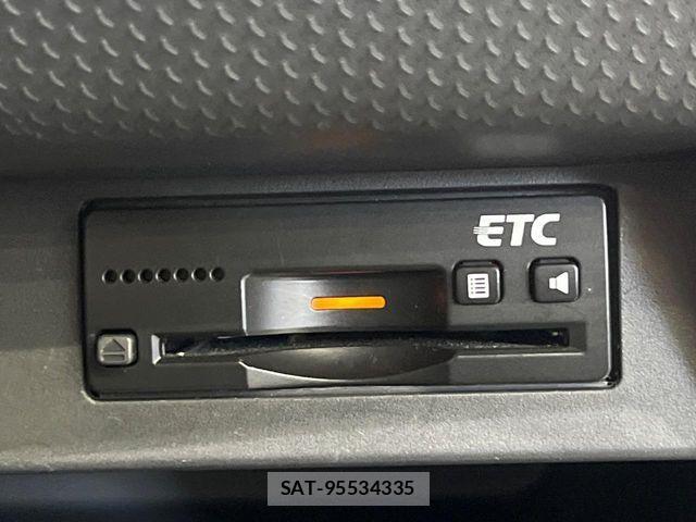 Suzuki HUSTLER 2017-06 8438223-6