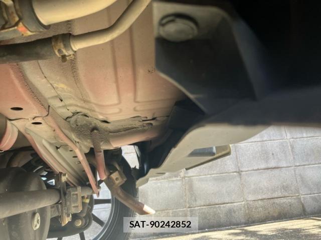 Suzuki HUSTLER 2014-07 8562189-10