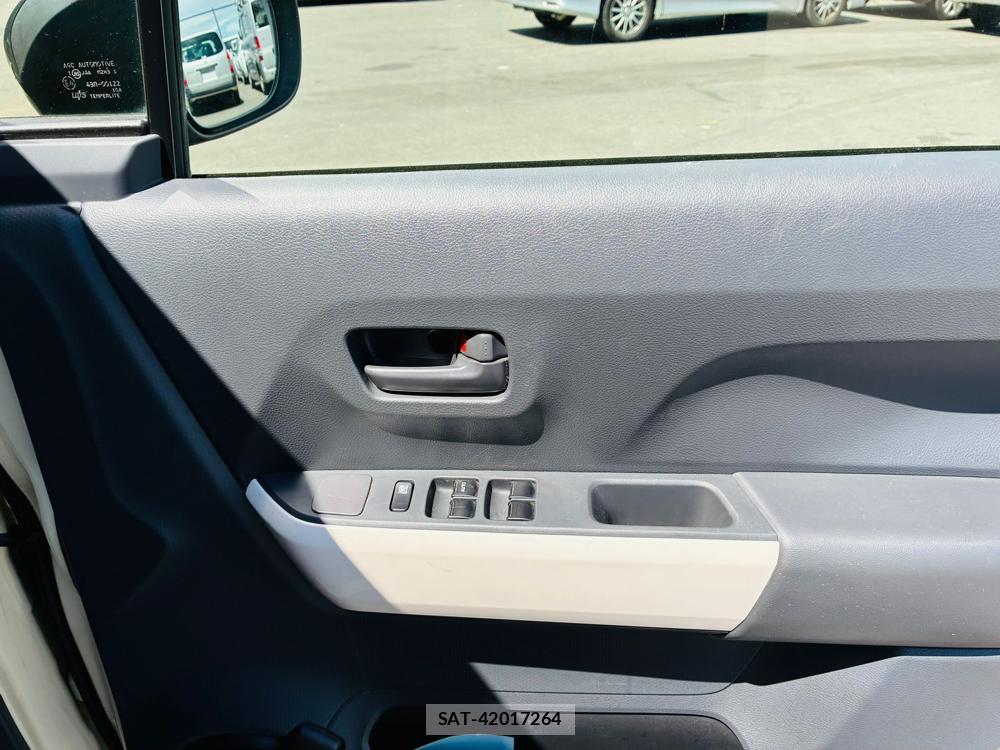 Suzuki HUSTLER 2019-10 8448990-21