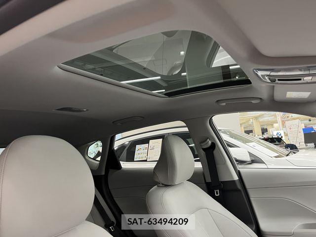 Hyundai KONA 2025-07 8666277-5