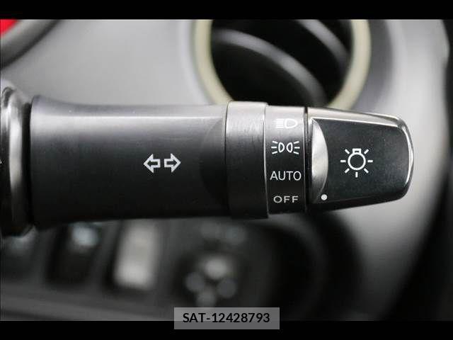 Mitsubishi I-MIEV 2011-09 779414-15