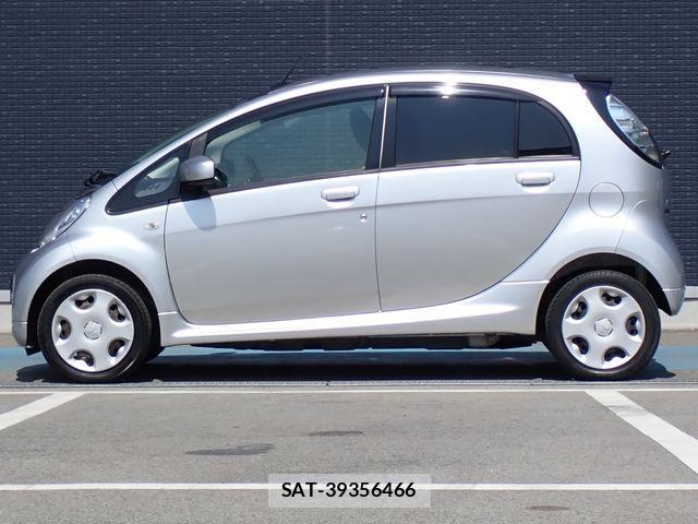 Mitsubishi I-MIEV 2019-10 1211076-15