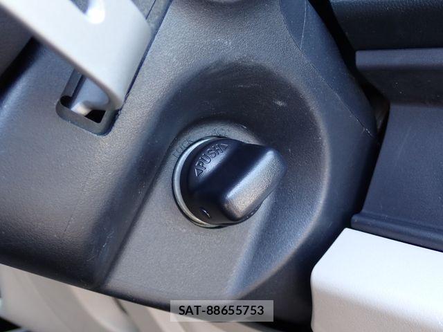 Mitsubishi I-MIEV 2019-11 1257300-10