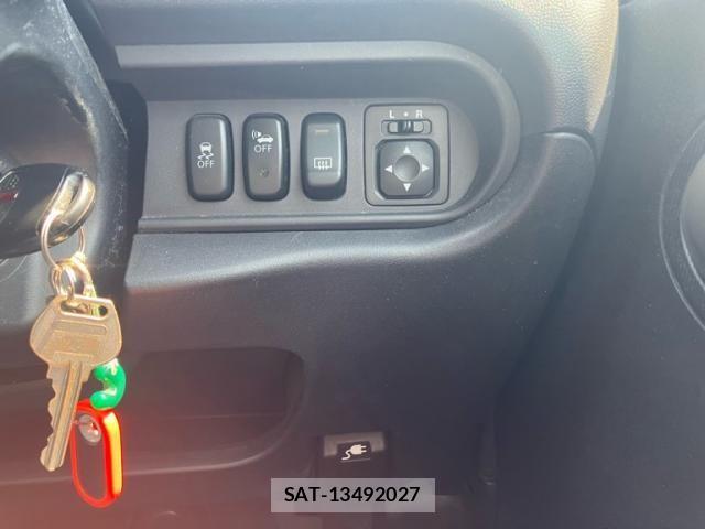 Mitsubishi I-MIEV 2016-01 6906611-20