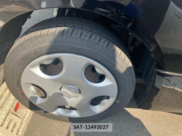 Mitsubishi I-MIEV 2016-01 6906611-3