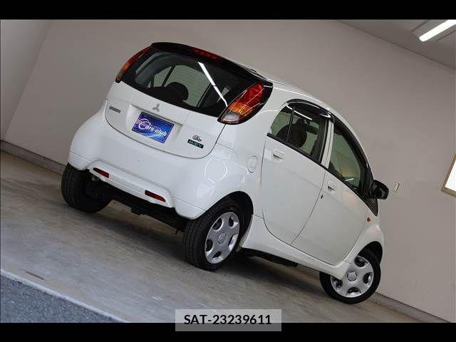 Mitsubishi I-MIEV 2013-04 7020633-11