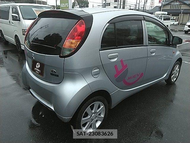 Mitsubishi I-MIEV 2012-03 7724270-2