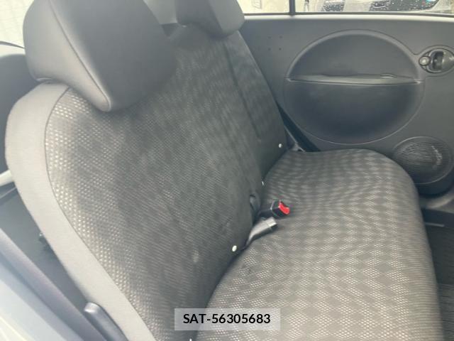 Mitsubishi I-MIEV 2015-10 8829535-17