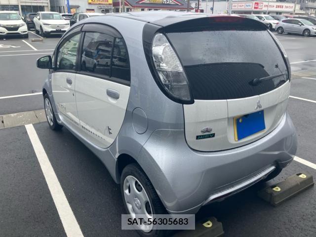 Mitsubishi I-MIEV 2015-10 8829535-2