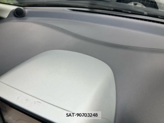 Mitsubishi I-MIEV 2010-07 7219834-18