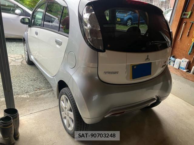 Mitsubishi I-MIEV 2010-07 7219834-3