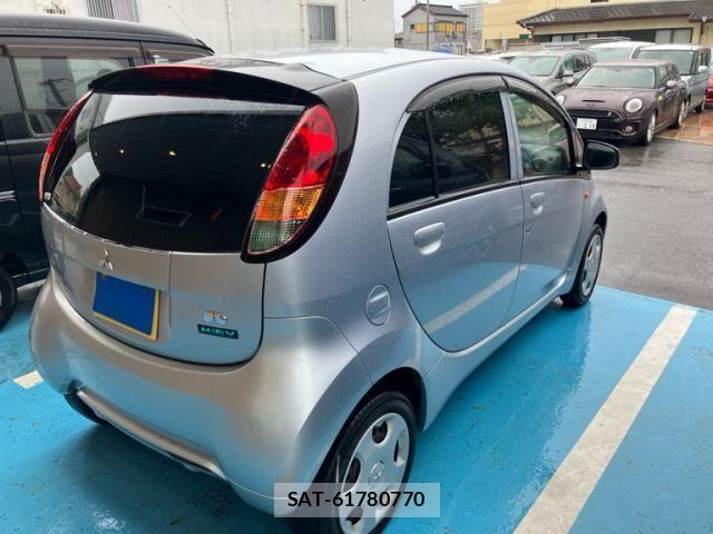 Mitsubishi I-MIEV 2012-09 7358148-2