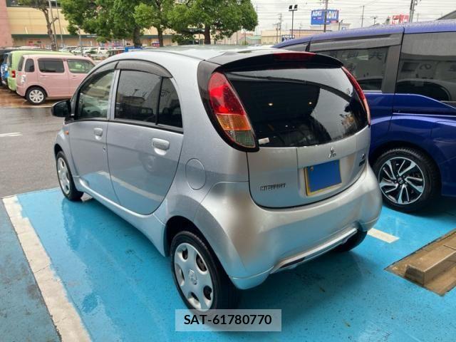 Mitsubishi I-MIEV 2012-09 7358148-3
