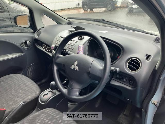 Mitsubishi I-MIEV 2012-09 7358148-8