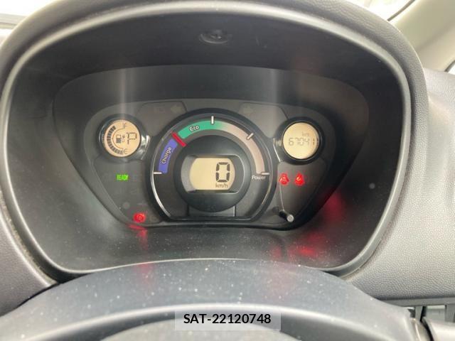 Mitsubishi I-MIEV 2011-11 7454914-13