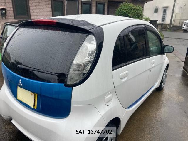 Mitsubishi I-MIEV 2010-08 7562252-3