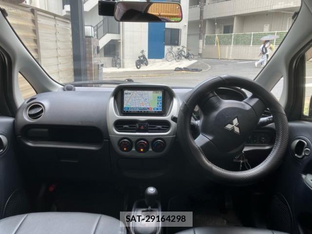 Mitsubishi I-MIEV 2013-01 8207936-14