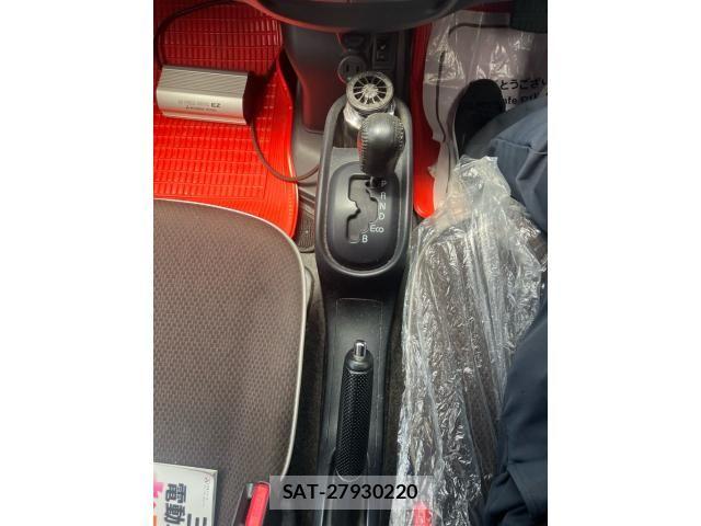 Mitsubishi I-MIEV 2012-05 8207937-25